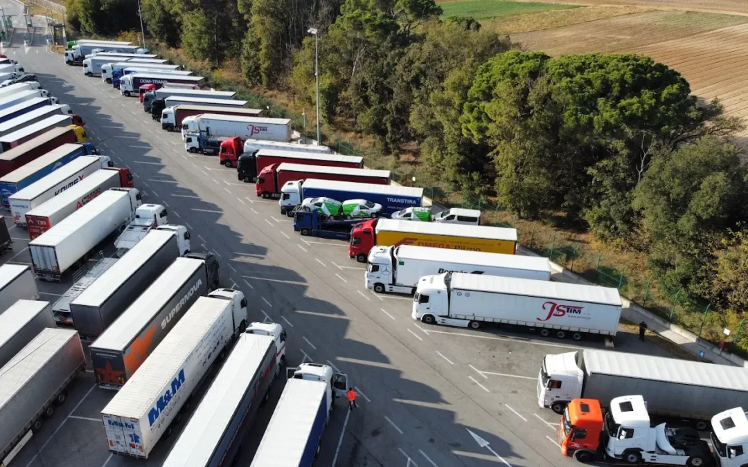 mowiz TRUCK: Seguridad y Transparencia en cada Kilómetro 